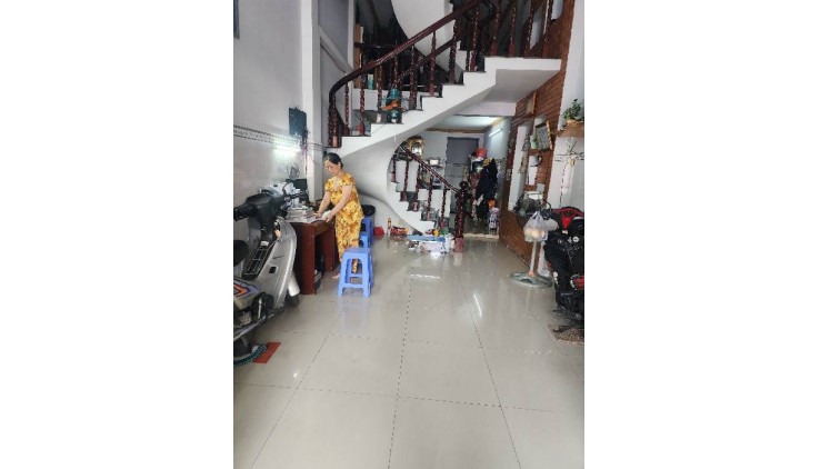 Bán Nhà Quận 12, Thới An – Vị Trí Đắc Địa Kinh Doanh Đa Nghề - Hẻm Xe Tải.